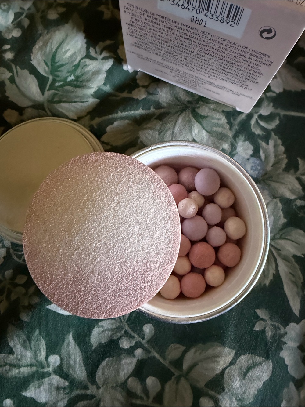 GUERLAIN Météorites Powder Pearls in Pink and Gold Compact color Pearl new - Picture 6 of 11